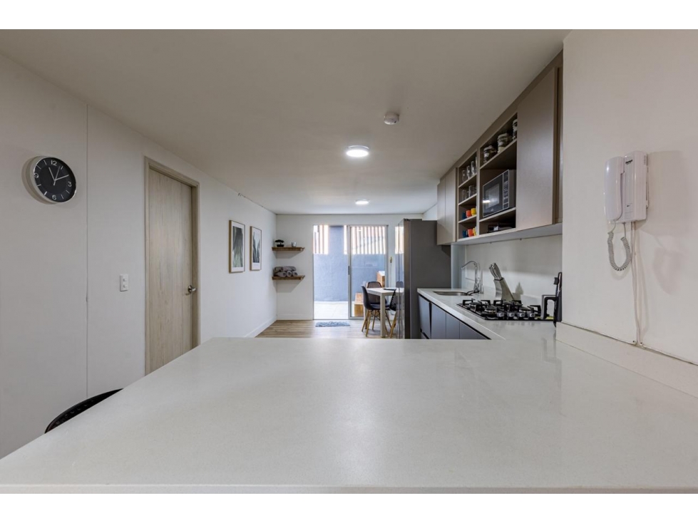 LM PENTHOUSE DUPLEX EN EL BARRIO COOL DE MEDELLIN - LAURELES — foto 5
