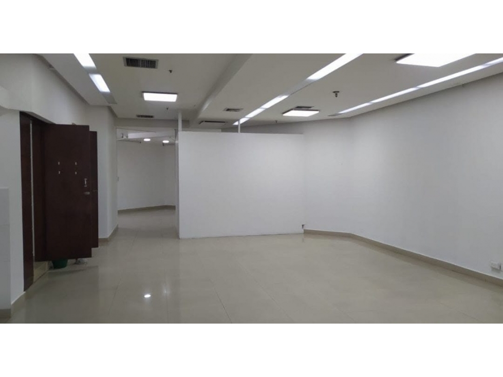 VENTA LOCAL CENTRO DE MEDELLIN EN LA ORIENTAL SUPER BIEN UBICADO — foto 3