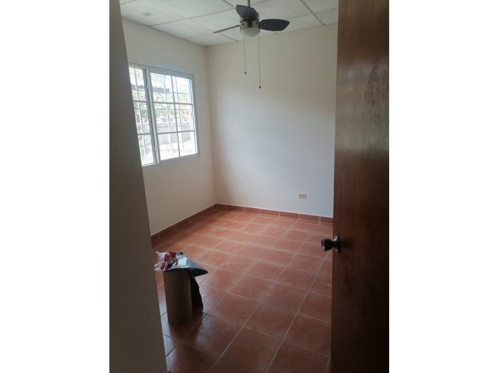 Se Alquila Casa en Chitré - (LM) - 4