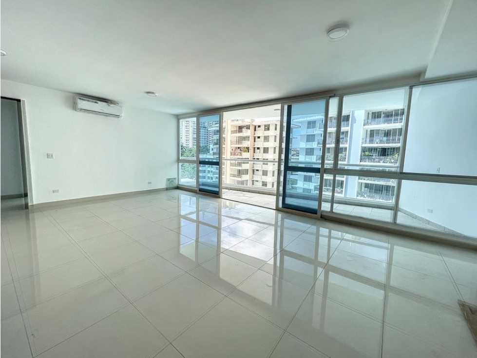 Se Vende Apartamento Remodelado en El Cangrejo (AL)