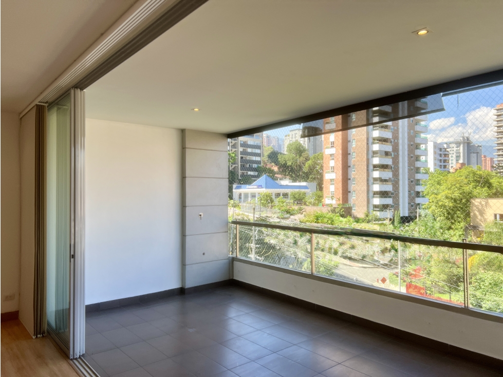[RH] Apartamento para la venta, Loma de los Parra, Poblado, Medellín — foto 2