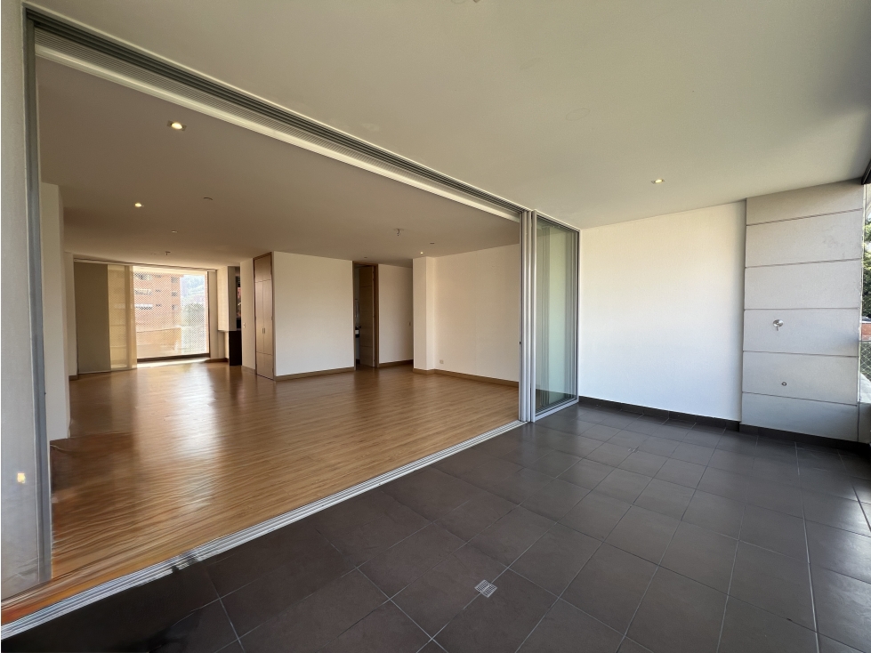 [RH] Apartamento para la venta, Loma de los Parra, Poblado, Medellín — foto 5