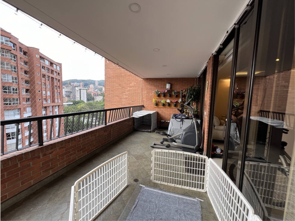 [RH] Apartamento para la venta por la Tomatera, Poblado, Medellín — foto 5