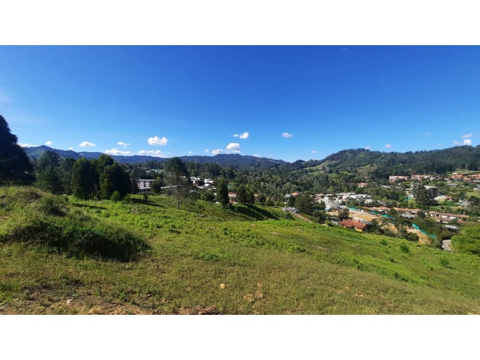 VENTA DE LOTE CON EXCELENTE VISTA Y OPCIONES DE PARCELAR EN EL RETIRO — foto 6