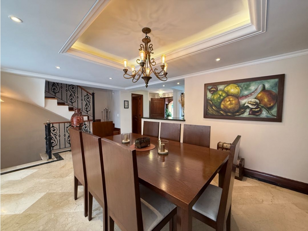 VENTA DE AMPLIA Y EXCLUSIVA CASA EN EL ESCOBERO EN UNIDAD CERRADA — foto 3