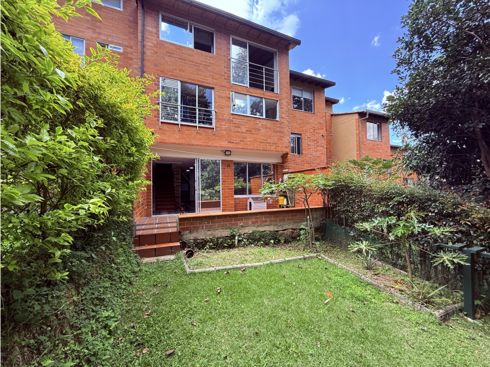 VENTA DE AMPLIA CASA EN LAS ANTILLAS (REMODELADA)| ENVIGADO