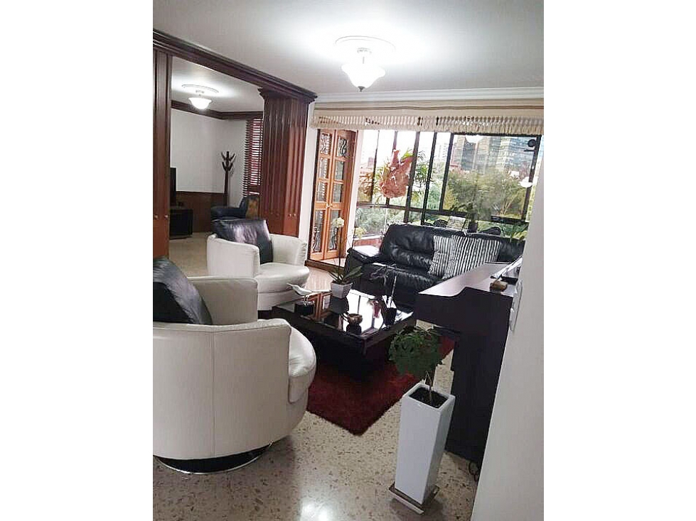Venta apartamento Medellín El Poblado Patio Bonito — foto 2