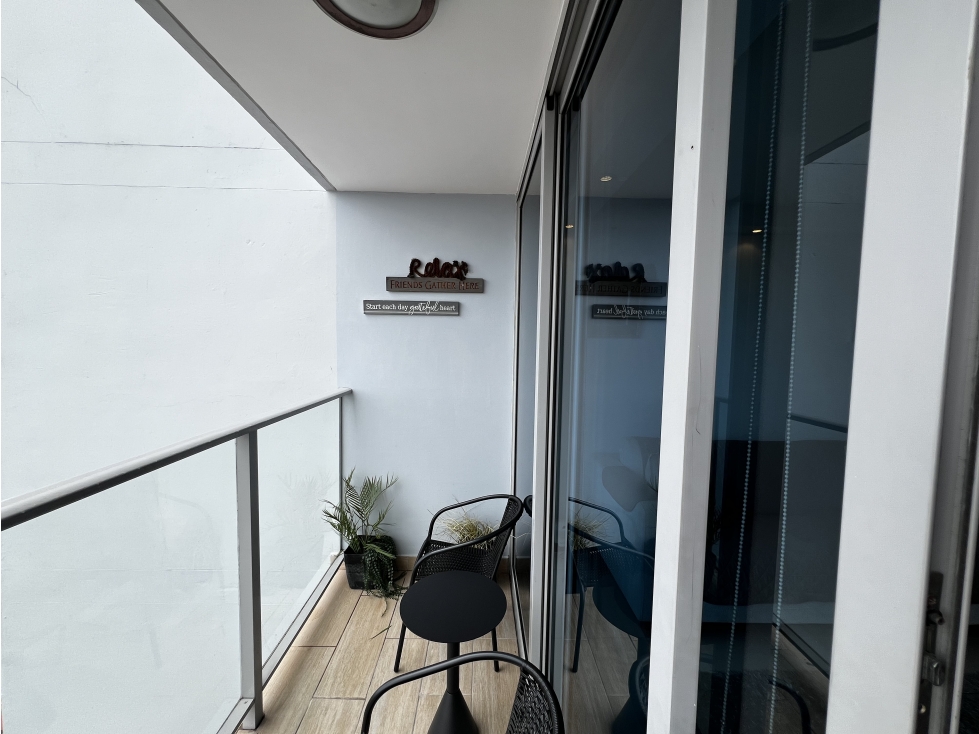 ALQUILER DE APARTAMENTO PH TORRES DE CASTILLA, VÍA ESPAÑA — foto 6