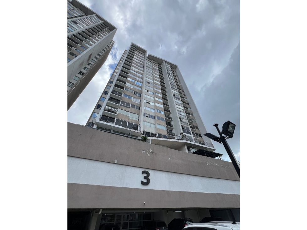 ALQUILER DE APARTAMENTO EN TORRES DE AVIÑÓN | RICARDO J. ALFARO