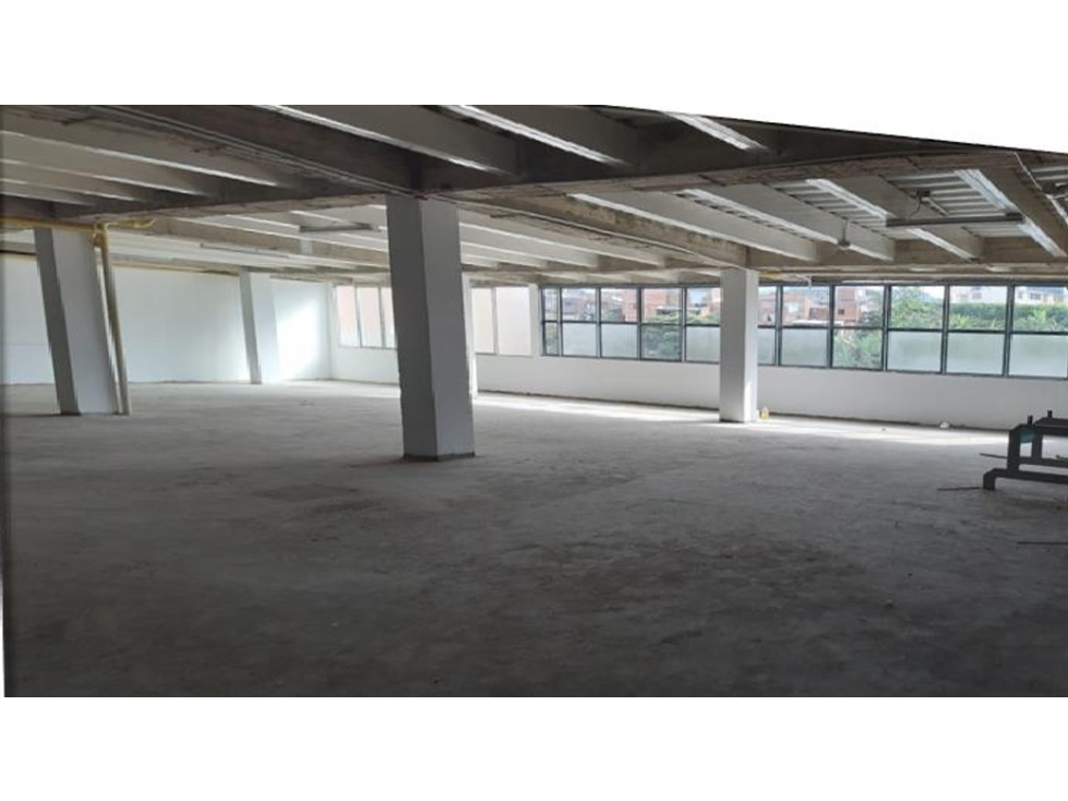 Venta y Alquiler Edificio Pereira