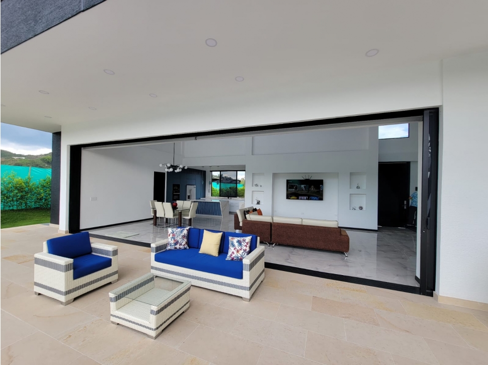Venta de Casa Campestre en el Sector de Combia Pereira — foto 3