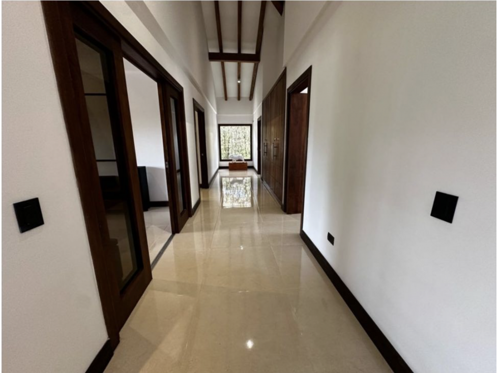 venta casa llanogrande cerca al aeropuerto — foto 4