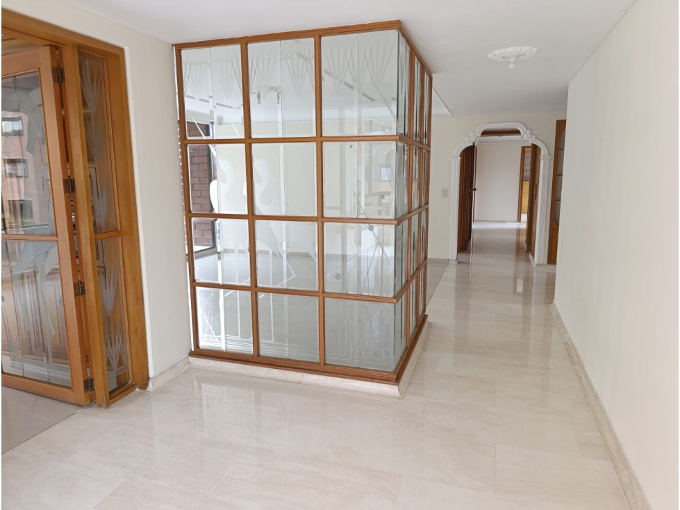 Arrienda Apartamento La Florida Poblado Medellin — foto 3