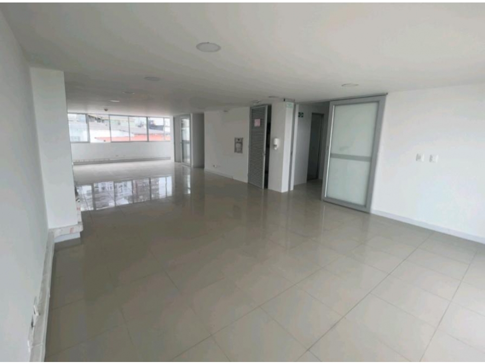 Arriendo Edificio Comercial Manizales - 3