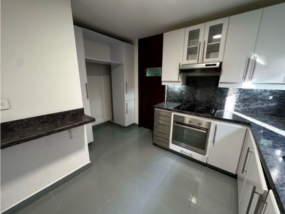 Venta casa poblado sector cola del zorro medellin — foto 5