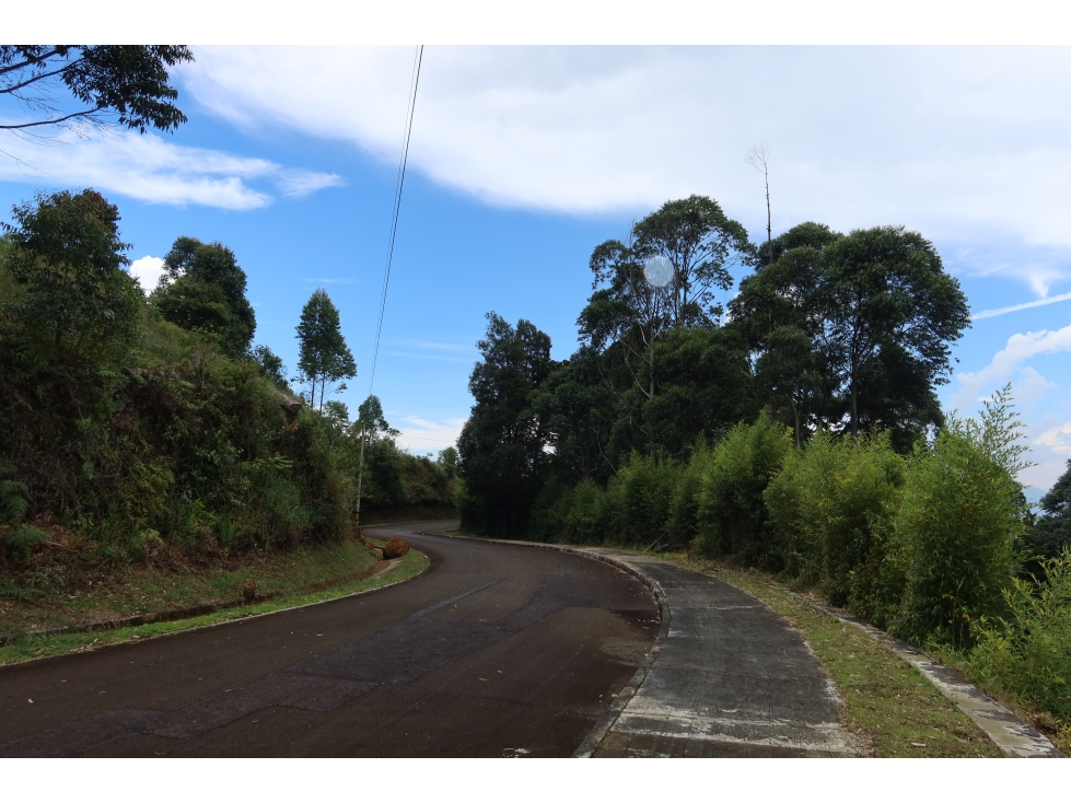venta lote en las palmas Medellin urbanización cerrada — foto 3