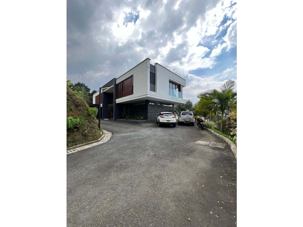 arriendo casa sector la calera poblado medellin