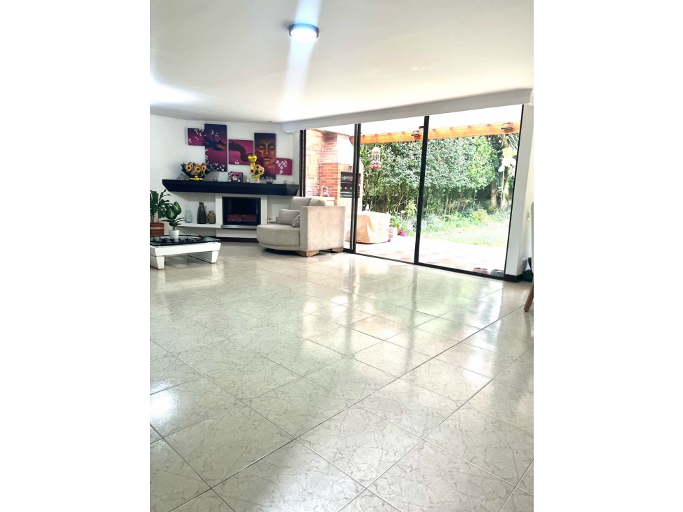 Casa en Envigado loma de las brujas