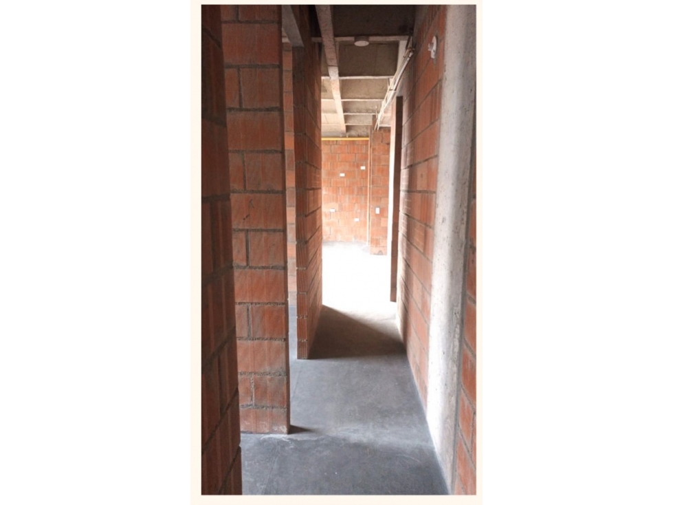Venta de apartamento en la Ceja en obra gris — foto 4