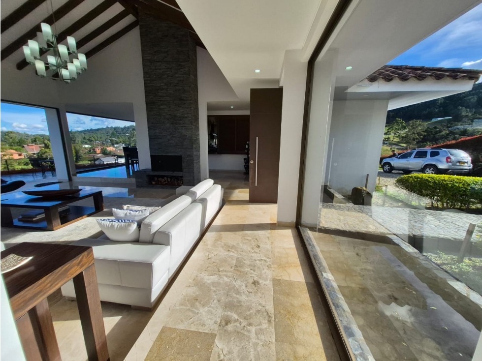VENTA DE CASA EN EL ESCOBERO, ENVIGADO, VEREDA LAS PALMAS — foto 2