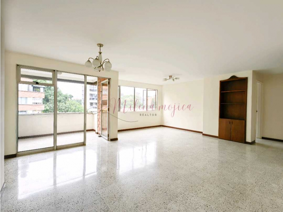 Oportunidad Única de Remodelación, apartamento piso alto — foto 5