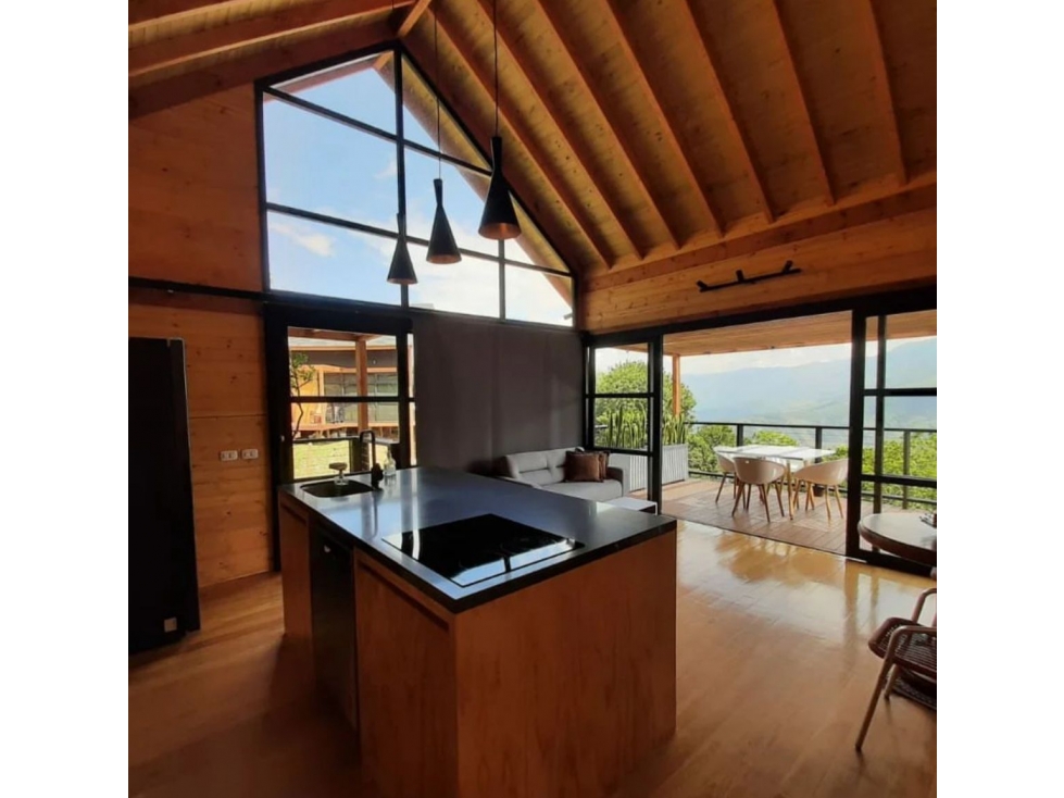 Excelente Chalet en Copacabana Vereda la Veta, Altos de Villa Roca