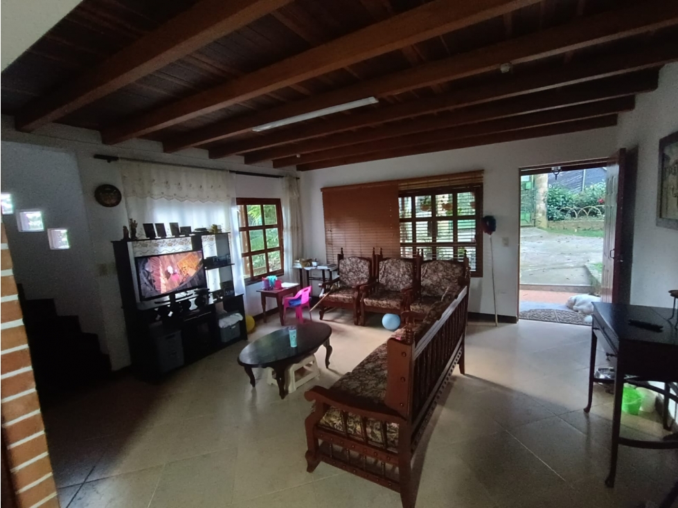 agradable finca en copacabana — foto 4