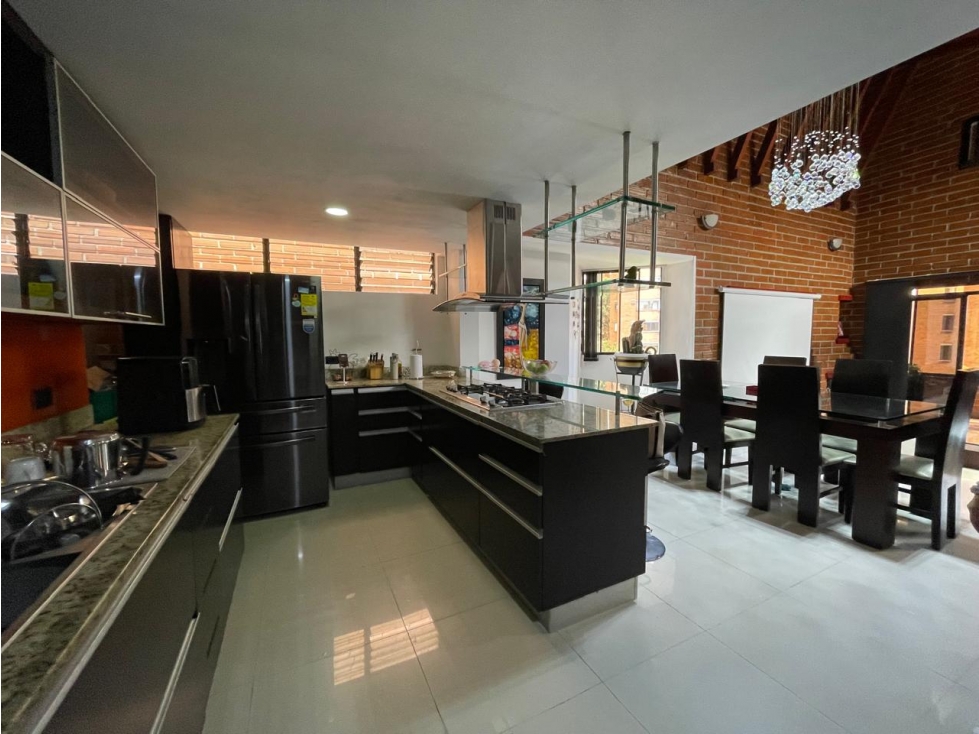 VENTA PENTHOUSE DUPLEX EN EL POBLADO — foto 2