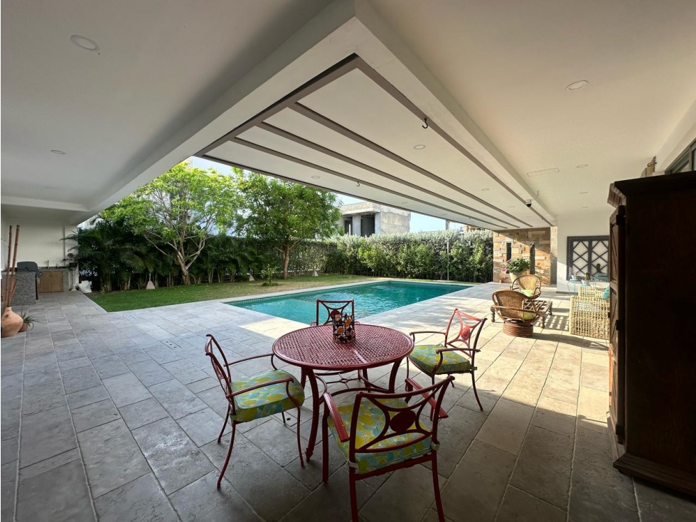 VENDO CASA 5 ALCOBAS EN BARCELONA DE INDIAS ZONA NORTE CARTAGENA