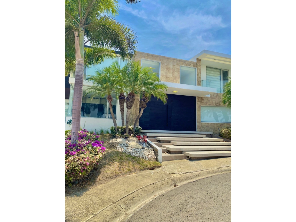 Hermosa casa con piscina con vista al mar en urb exclusiva de Manta — foto 2