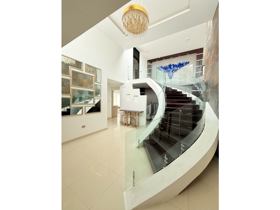 Hermosa casa con piscina con vista al mar en urb exclusiva de Manta — foto 6