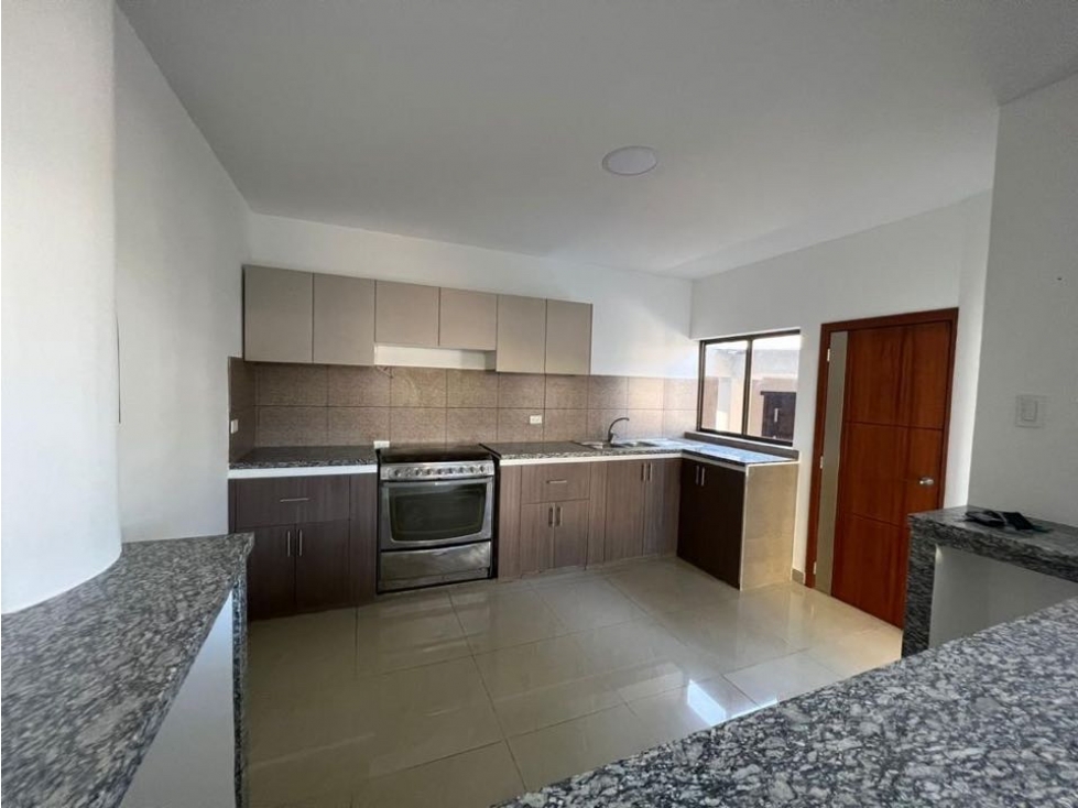Casa independiente en zona norte de manta — foto 5