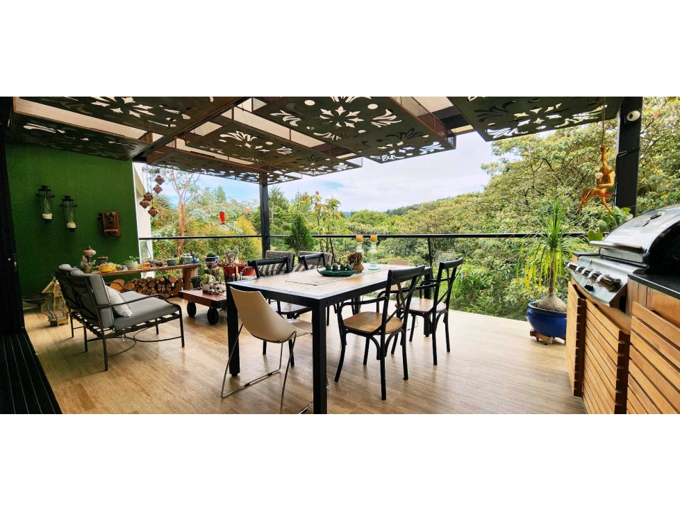 CASA EN VENTA ENVIGADO ALTO DE LAS PALMAS.