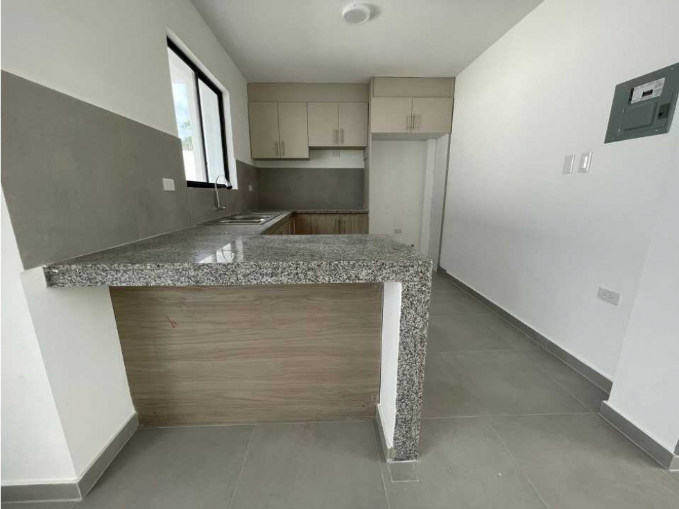En Venta Casas Nuevas Independientes Cerca del Terminal de Manta — foto 3