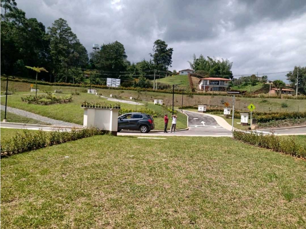 LOTE EN VENTA Unidad cerrada. Rionegro vereda Galicia.