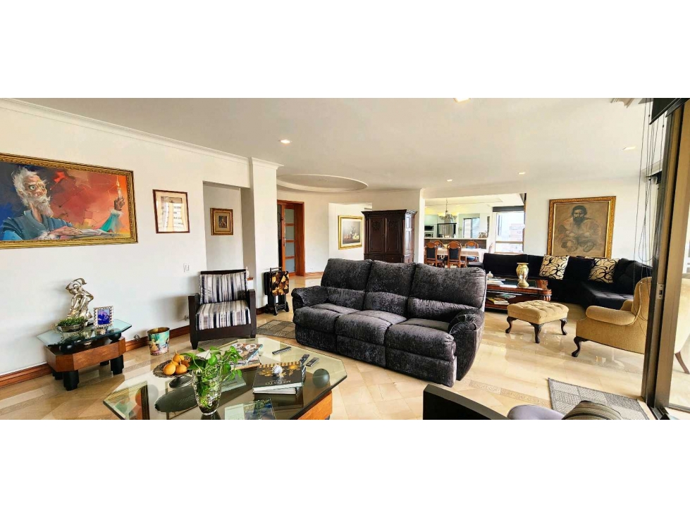 Apartamento en venta Medellín el poblado. Loma de los González P. Baja