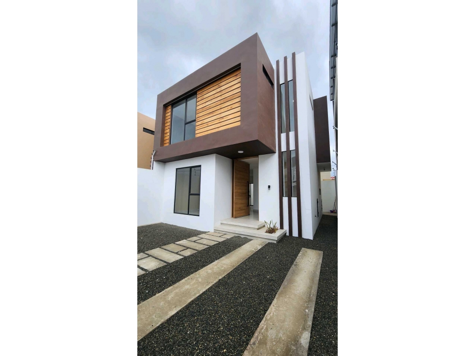 En Venta Casas Independientes cerca de Manta - 4