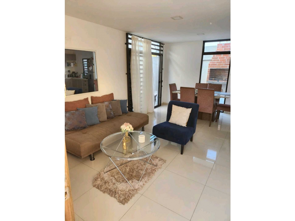 En Venta o Renta Casa en Urbanizacion Privada, Manta Sector Sur