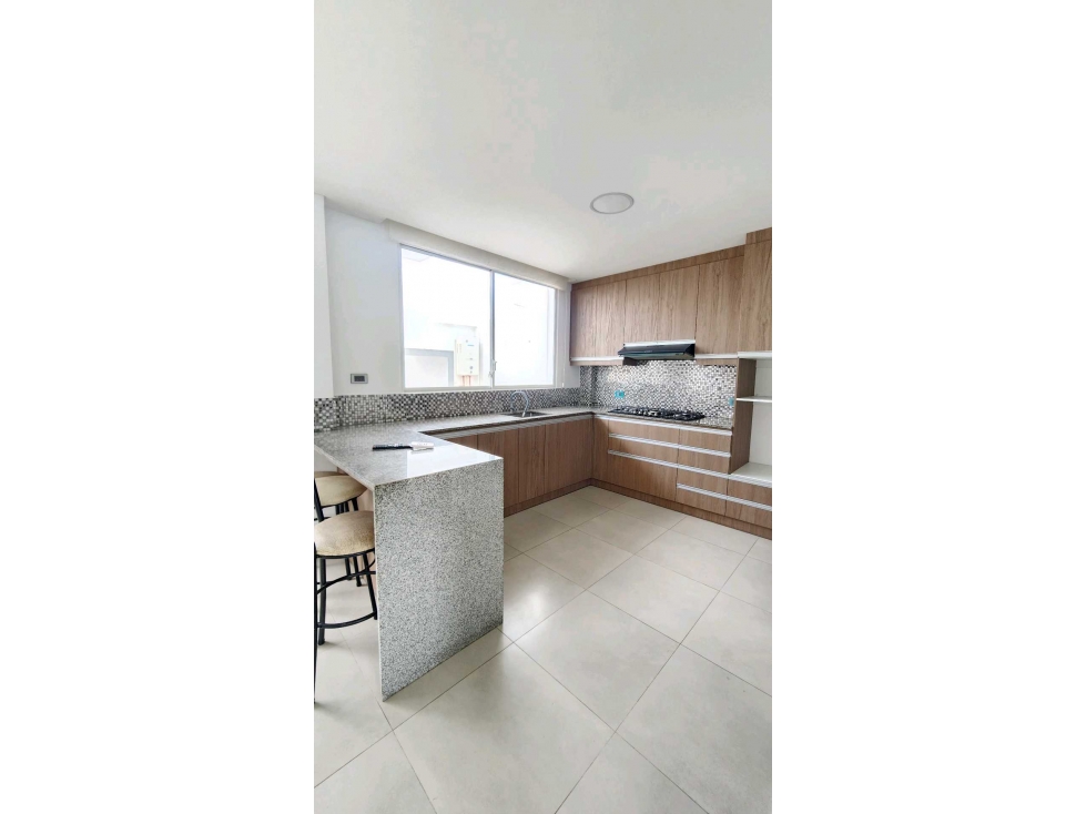 En Venta Casa en Urbanizacion en Manta/3 Dormitorios — foto 5