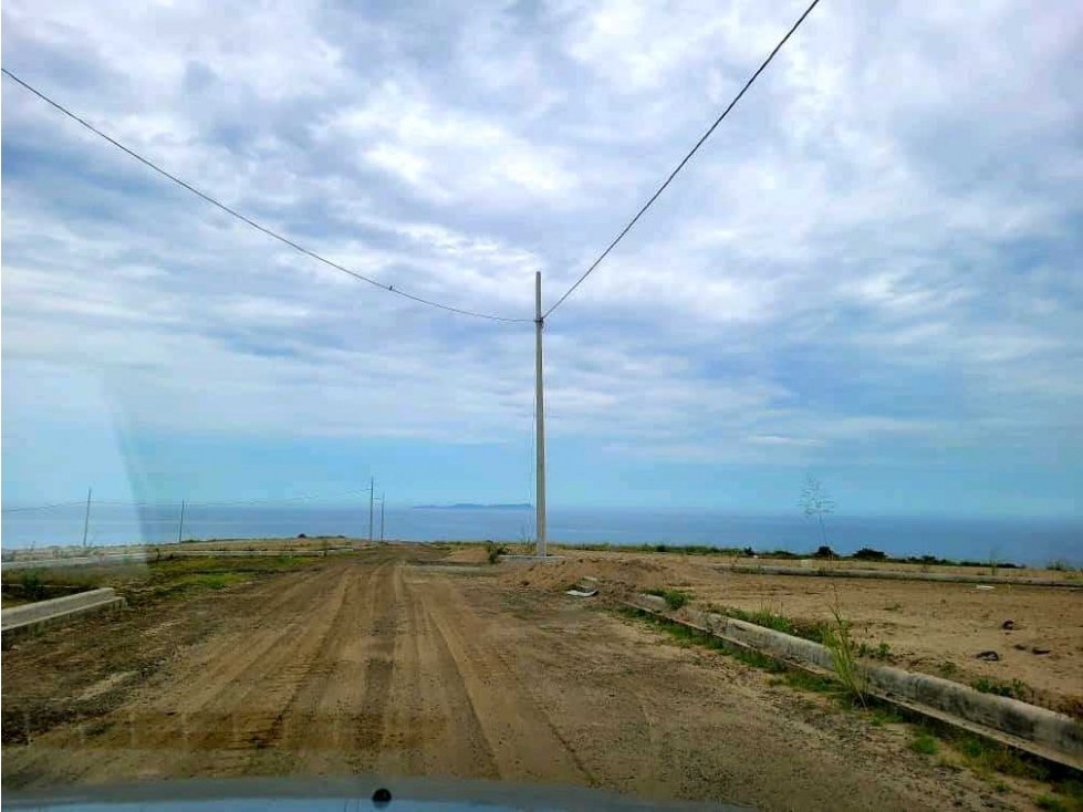 En Venta Terreno en Urbanización Ciudad Mangle - 5