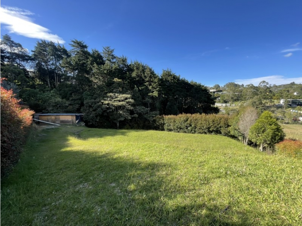 Lote En Venta Ubicado En Alto De Las Palmas Medellín