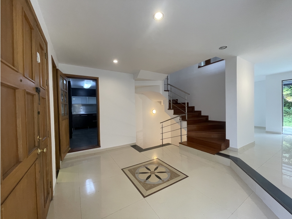 CASA UNIFAMILIAR EN VENTA EN LOMA BENEDICTINOS ENVIGADO — foto 5