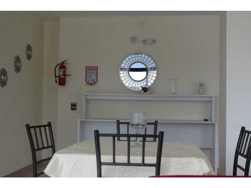 DE OPORTUNIDAD HOTEL EN VENTA, ZONA CÉNTRICA DE MANTA - 2