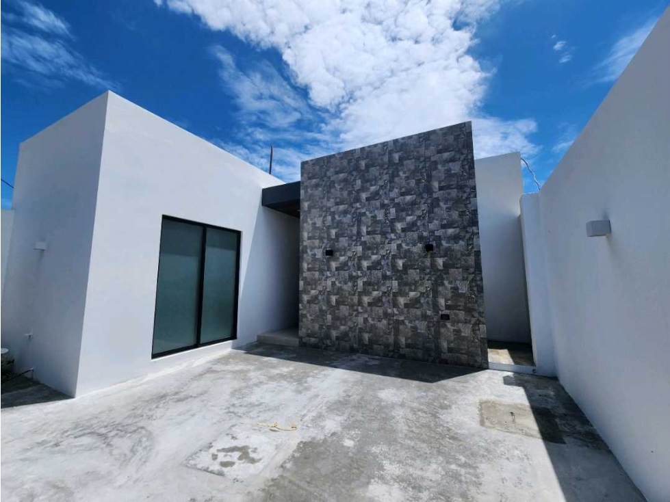 Hermosa villa de venta en la zona norte dentro de urbanización VBRAVO