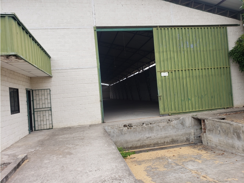 Alquiler Galpón Bodega 715m2 en zona franca Montecristi LVSA - 2