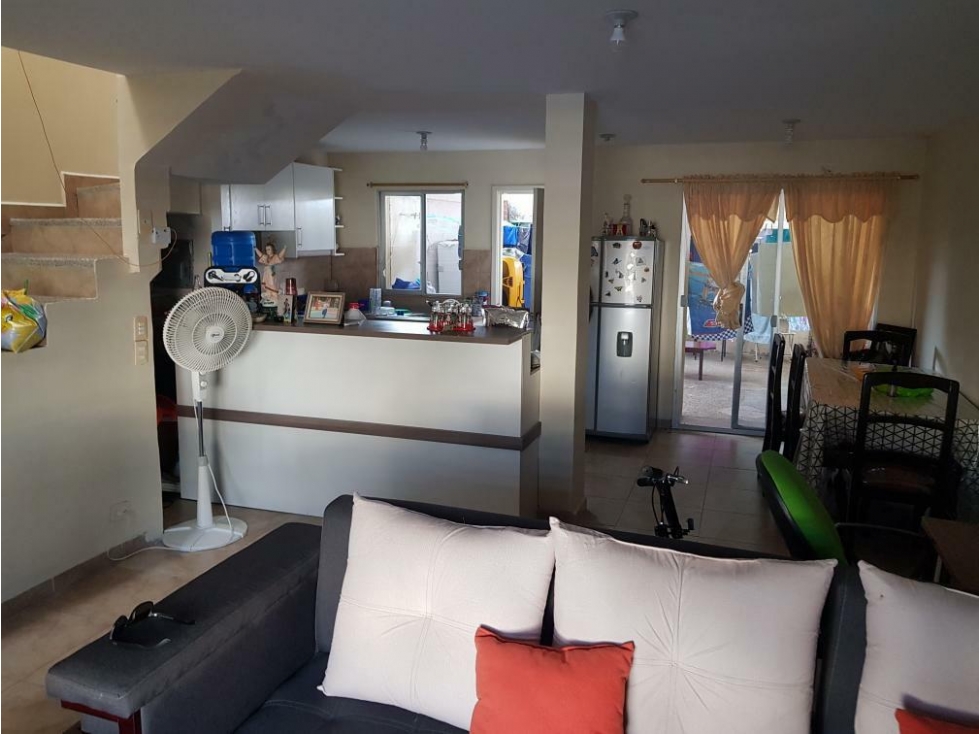 Venta Casa en Urbanización zona Norte Manta LVSA — foto 2