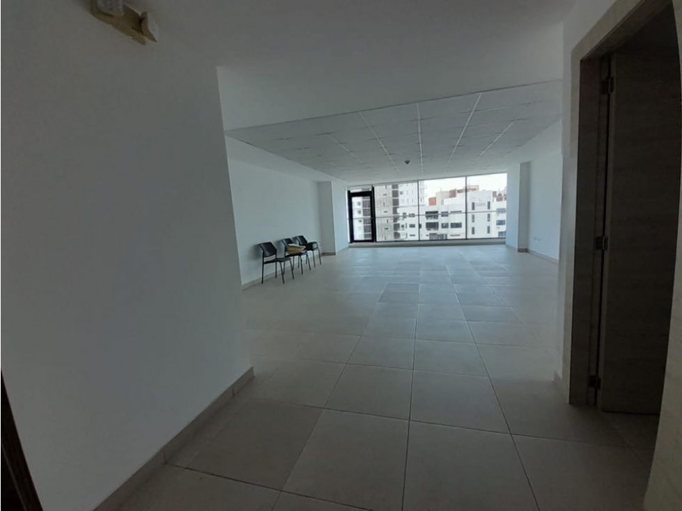 Se vende Oficina 70.40m2 Edificio Manta Business Center LVSA - 2