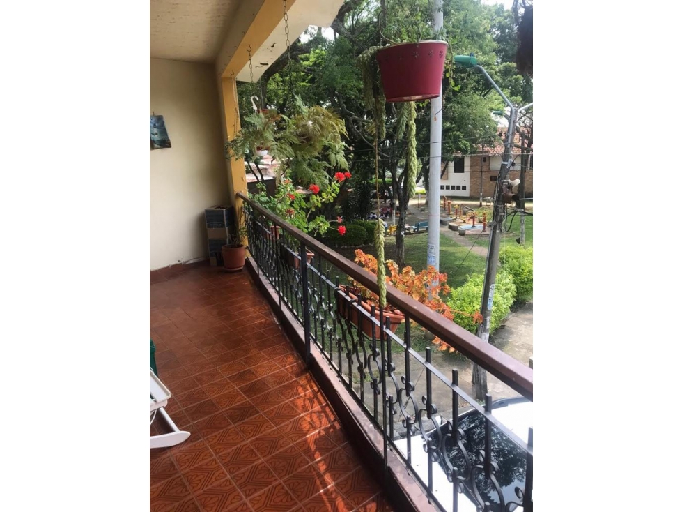 Se vende casa para inversión en Barrio El Bosque JV - JPG (W9705394)