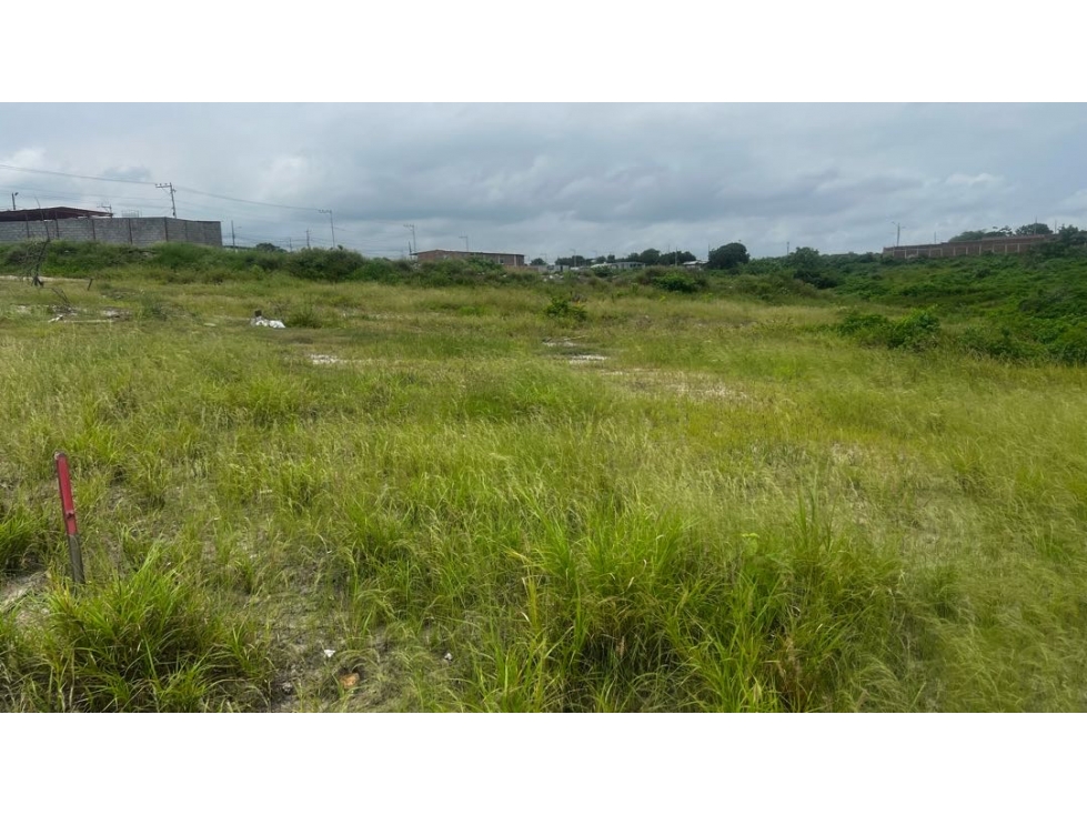 Se vende 1 hectárea de terreno en Jaramijó cerca vía principal LVSA - 2