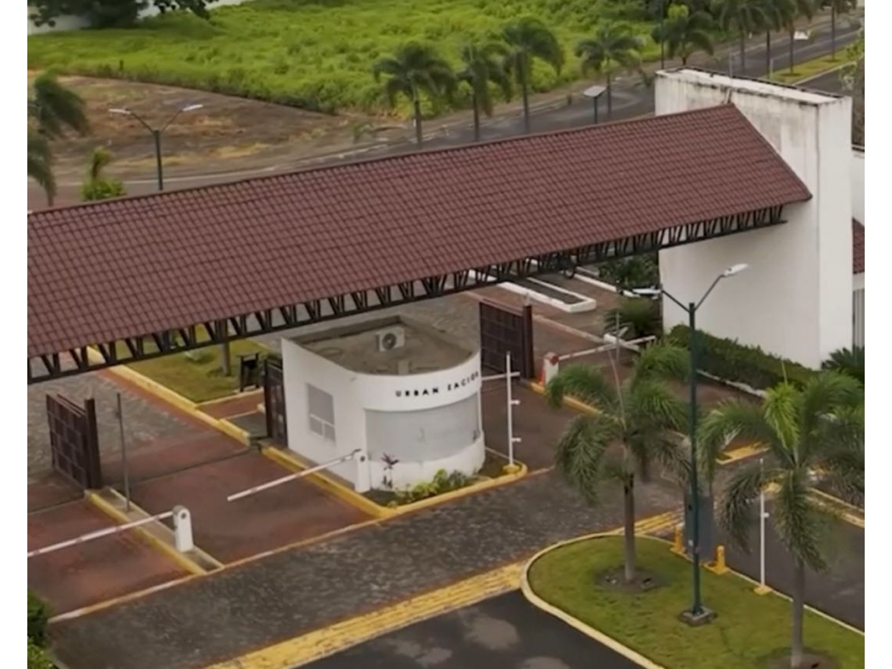 Se vende terreno en Montecristi Golf Club LVSA - 2